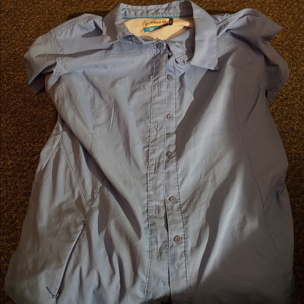 Magellan Outdoors Fish Gear Light Blue Short Sleeve Shirt